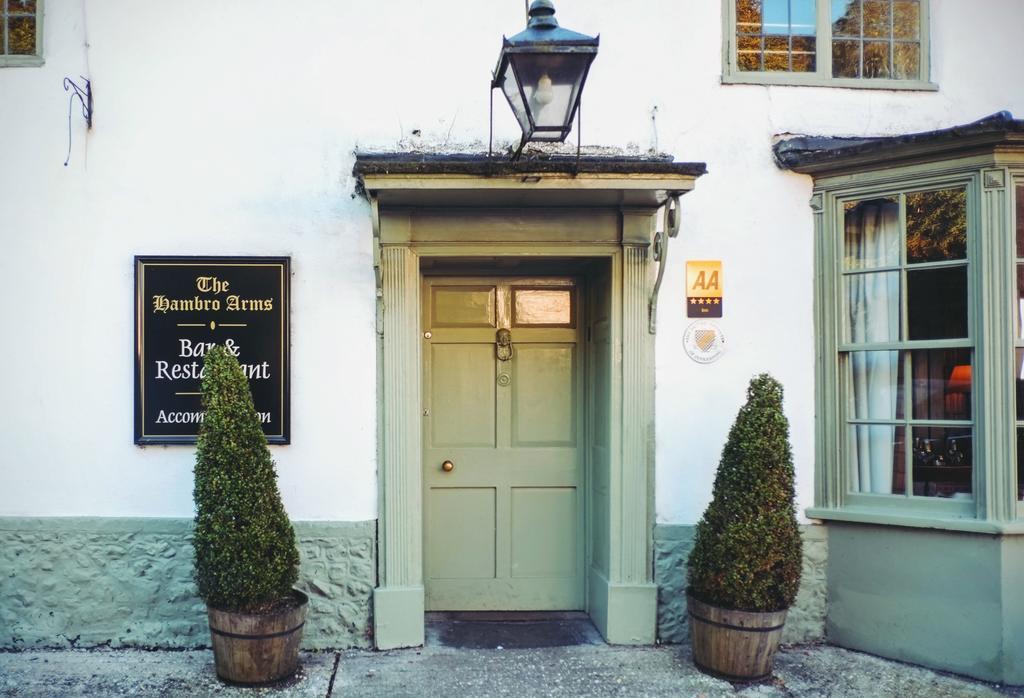 Hambro Arms Hotel Milton Abbas Eksteriør billede